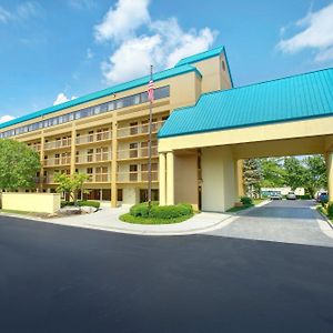 Quality Inn Near The Island Pigeon Forge